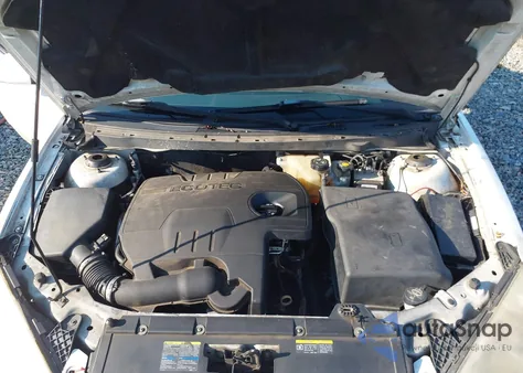 2010 Pontiac G6 from USA, damaged, VIN 1G2ZA5E04A4126743